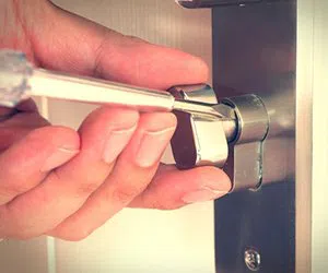 Community Locksmith Store Towson, MD 410-487-9516 - lock-locksmiths